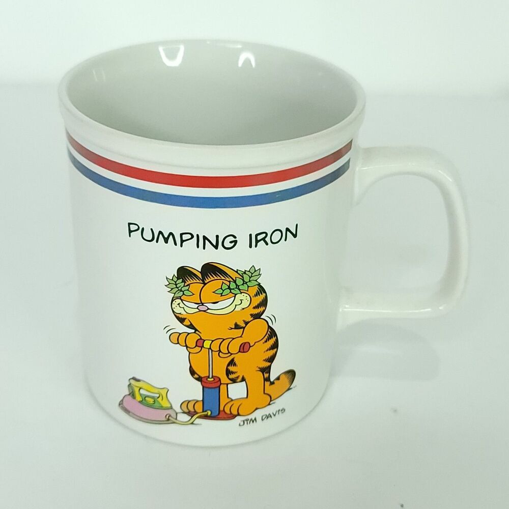 Garfield Cat Coffee Cup Olympic Pumping Iron '78 Games Cats Play Ceramic Tea Mug